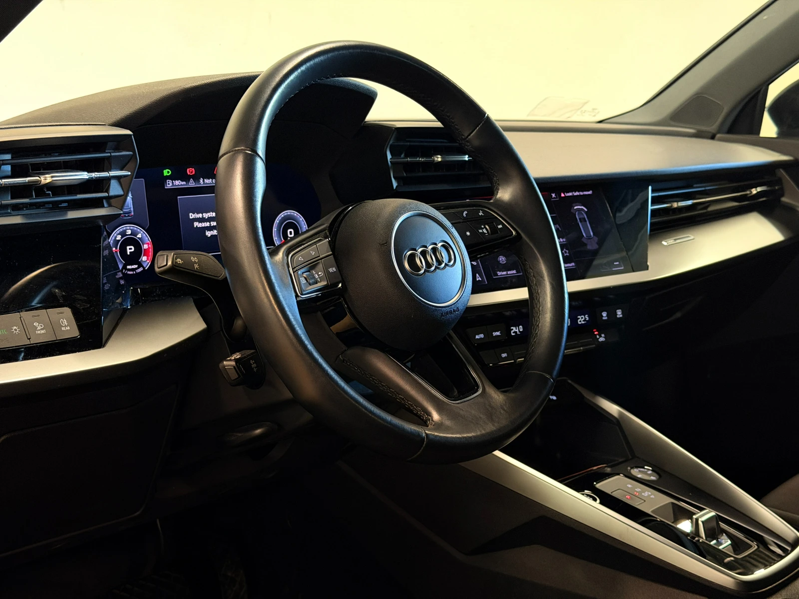 Audi A3  Sportback 35 TDI Business, снимка 12 - Автомобили и джипове - 54464160