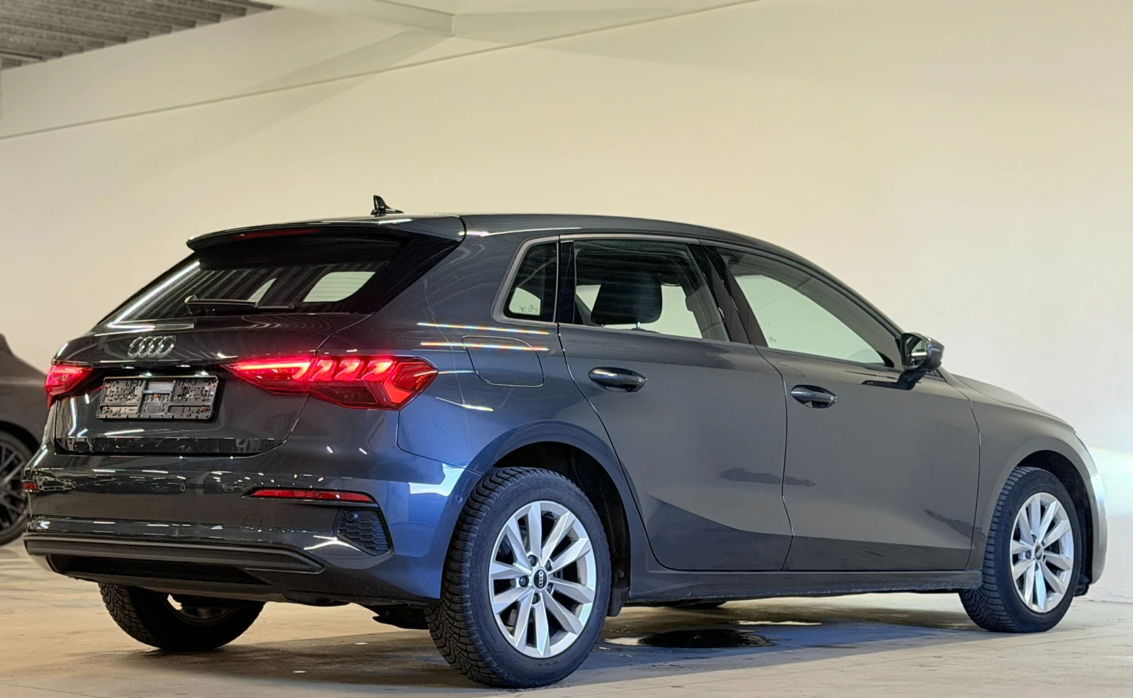 Audi A3  Sportback 35 TDI Business, снимка 6 - Автомобили и джипове - 54464160