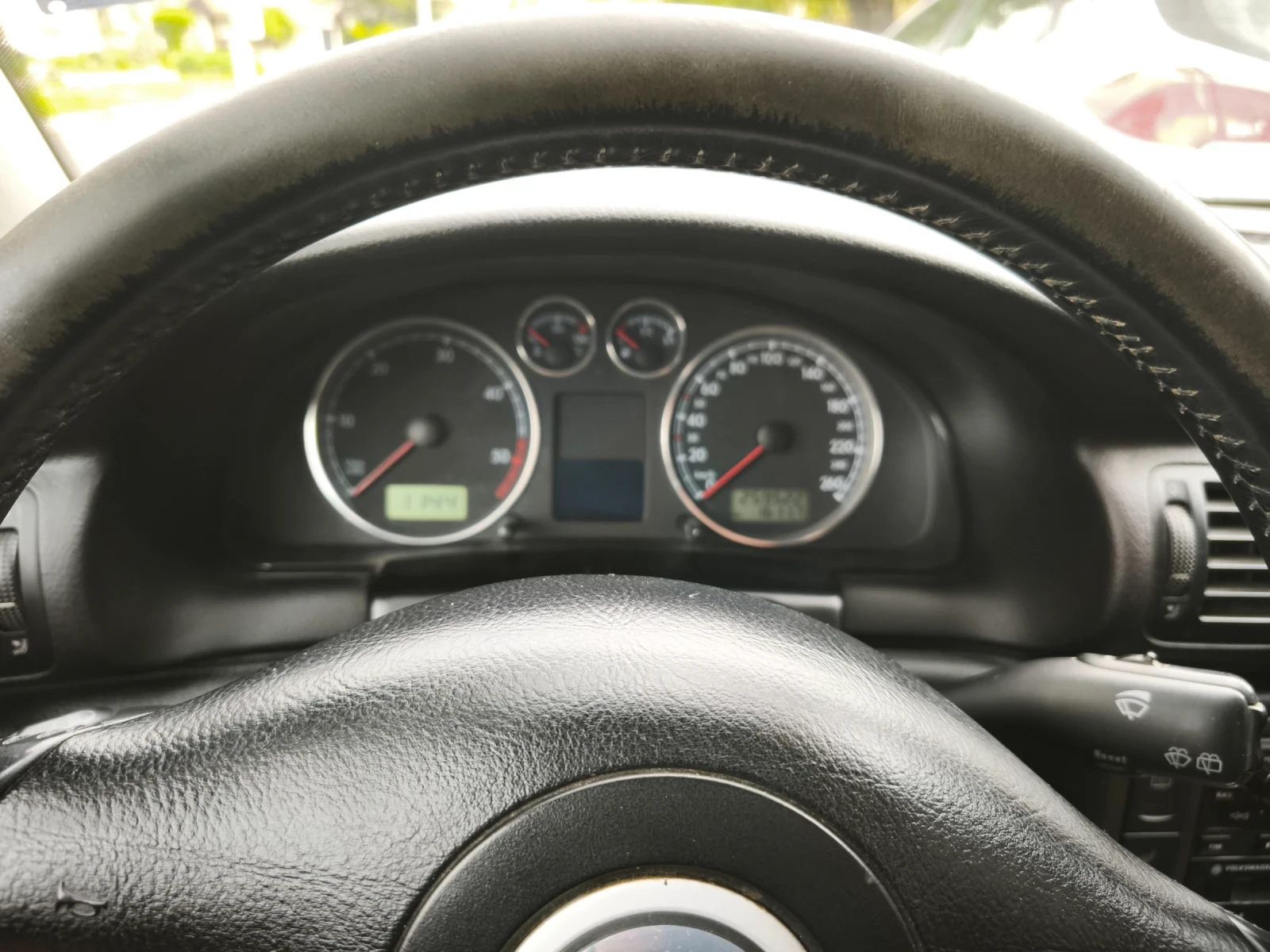 VW Passat  В 5.5, снимка 9 - Автомобили и джипове - 54482567