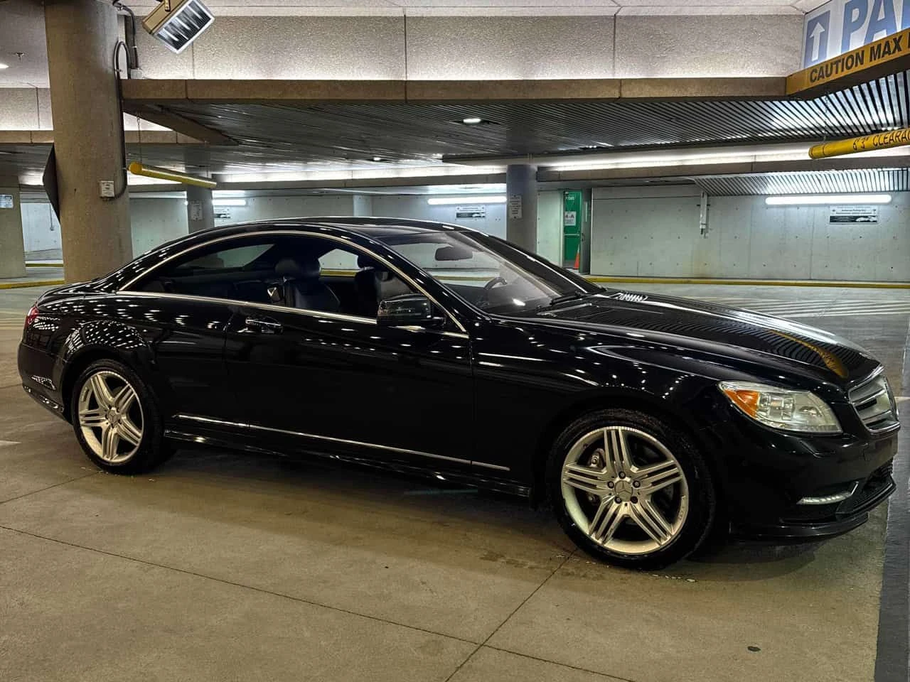 Mercedes-Benz CL 500 * ОБДУХВАНЕ* МАСАЖ* КАМЕРА* ДИСТРОНИК* , снимка 4 - Автомобили и джипове - 54581272