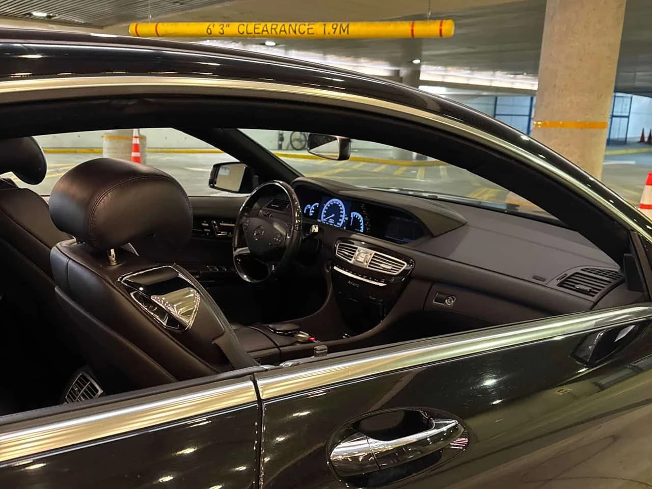 Mercedes-Benz CL 500 * ОБДУХВАНЕ* МАСАЖ* КАМЕРА* ДИСТРОНИК* , снимка 14 - Автомобили и джипове - 54581272