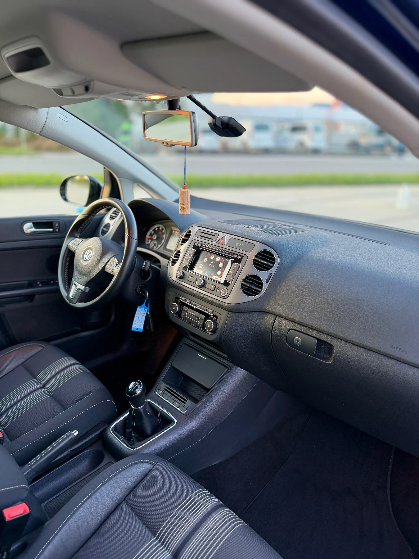 VW Golf Plus Match 1.4 TSI 122 160 хил км Видео , снимка 10 - Автомобили и джипове - 54651344