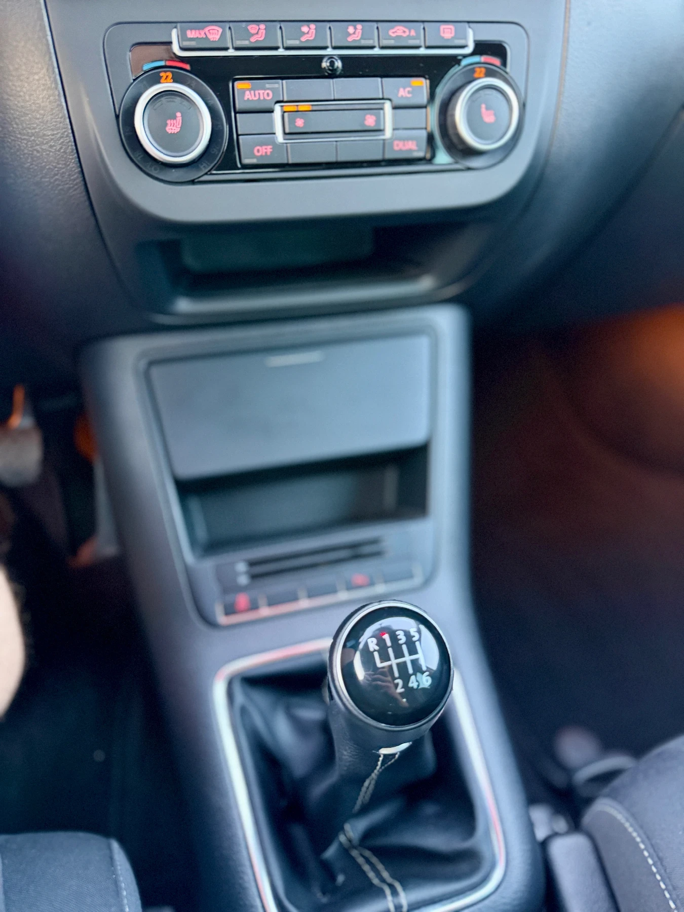 VW Golf Plus Match 1.4 TSI 122 160 хил км Видео , снимка 16 - Автомобили и джипове - 54651344