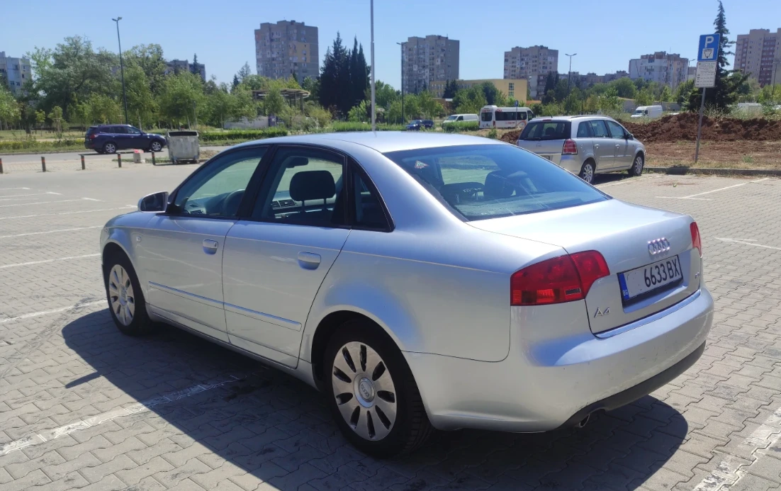 Audi A4 2.0i GAZ Sedan , снимка 3 - Автомобили и джипове - 54962185