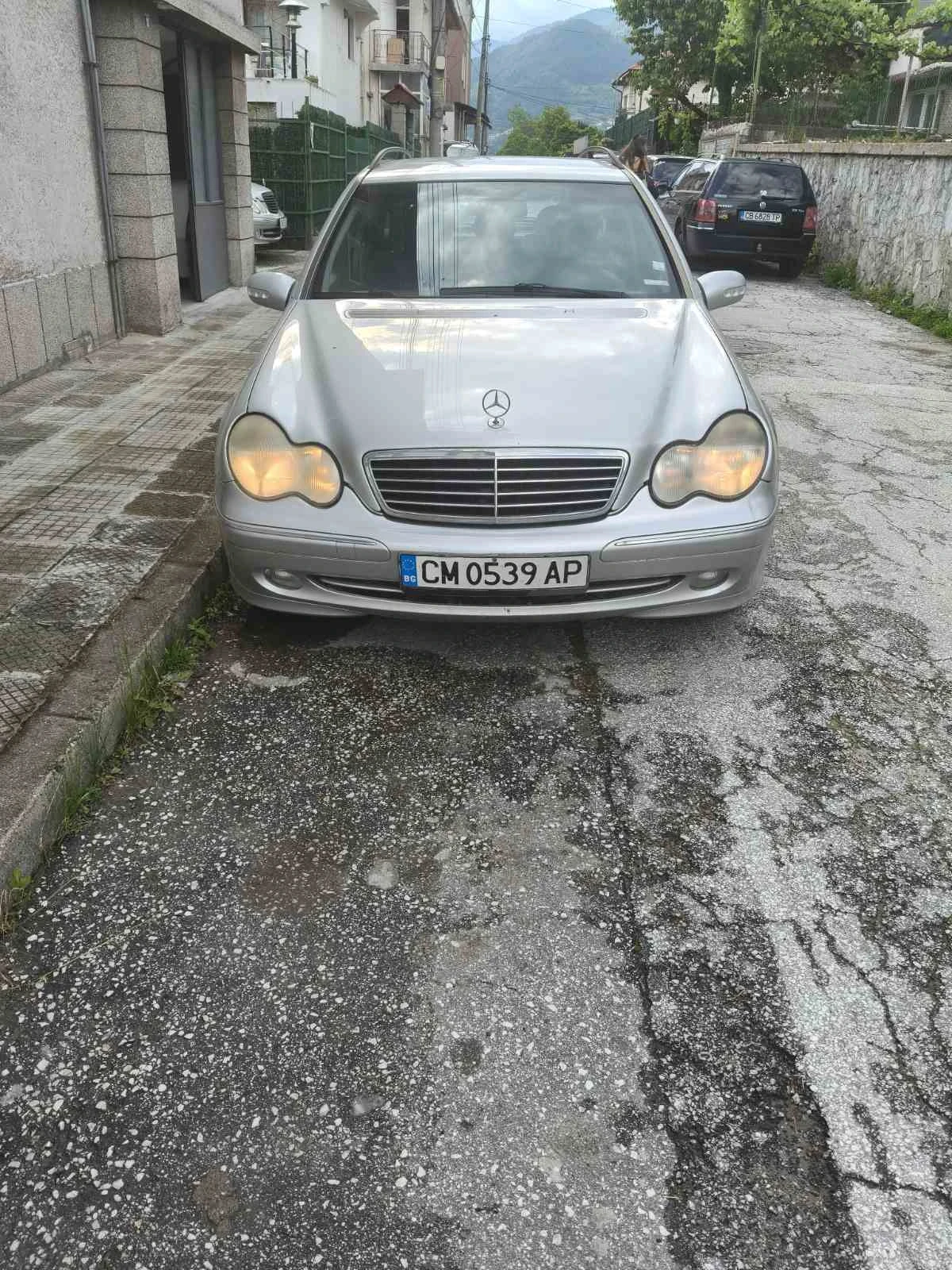 Mercedes-Benz C 200 Kompressor, снимка 8 - Автомобили и джипове - 54983136