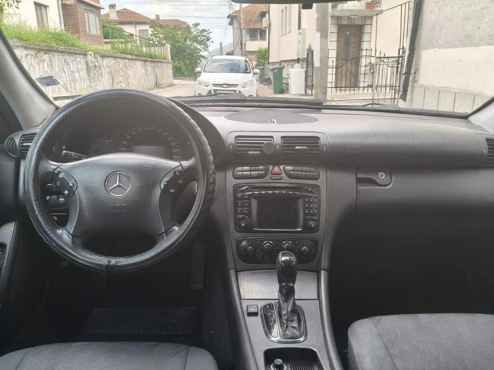 Mercedes-Benz C 200 Kompressor, снимка 6 - Автомобили и джипове - 54983136