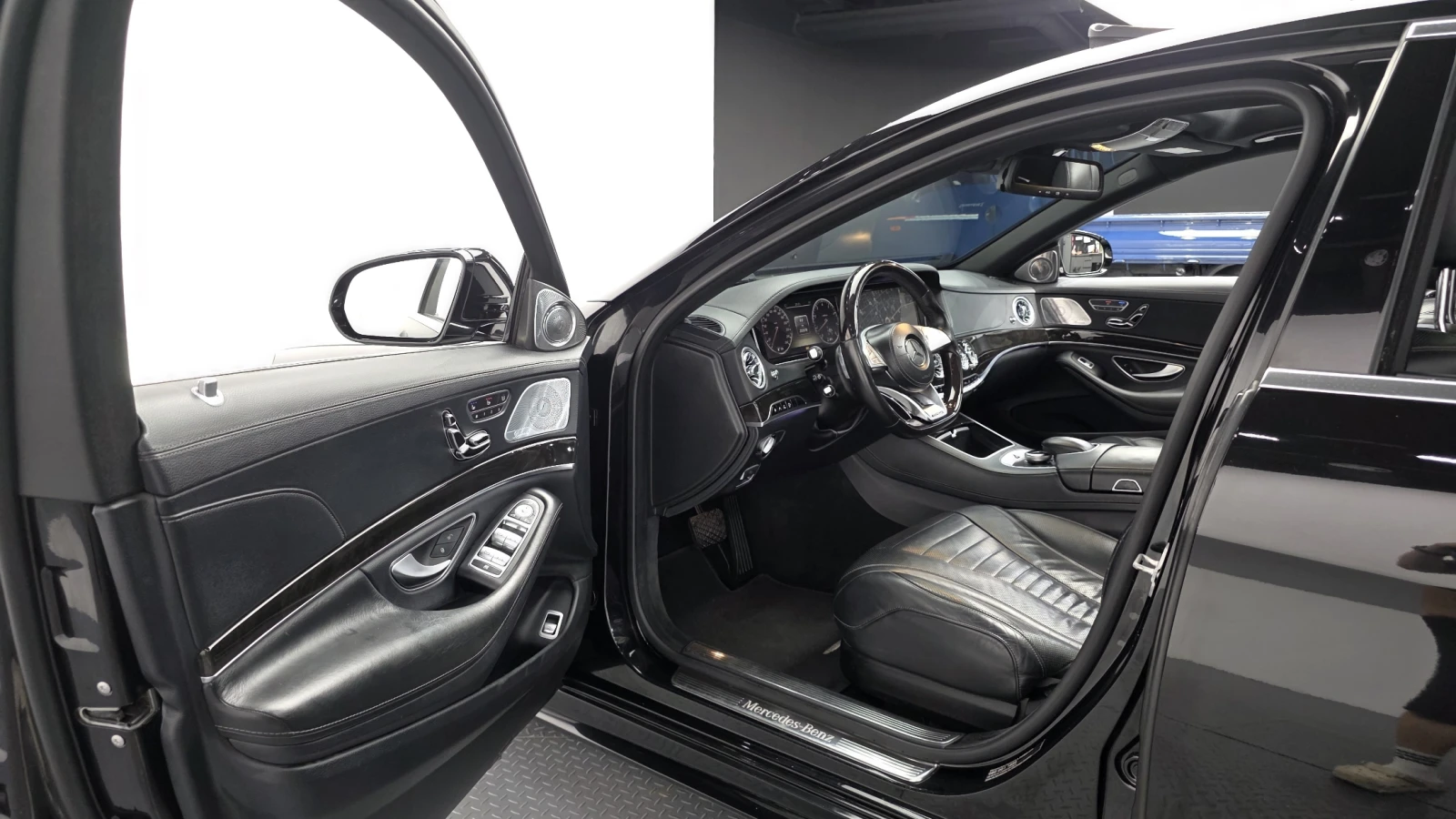 Mercedes-Benz S 500 LONG* 63 AMG OPTIC* МАСАЖ* ОБДУХ* DIS* SOFT-CLOSE*, снимка 9 - Автомобили и джипове - 55154287