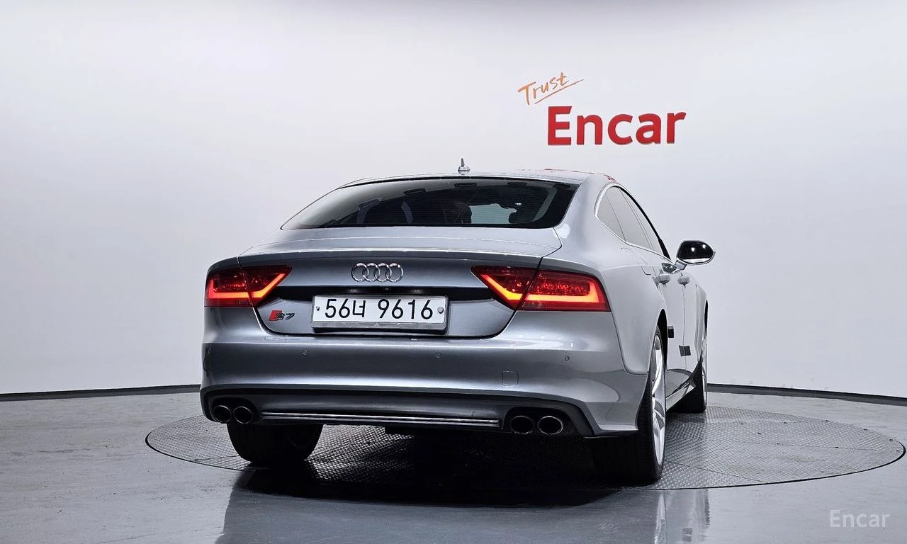 Audi S7 FULL* LED* BANG* OLUFSEN* ДИСТРОНИК* ХЕДЪП* LANE* , снимка 4 - Автомобили и джипове - 55190853
