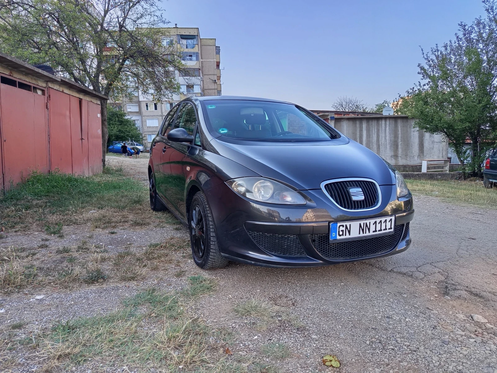 Seat Toledo 1.6i, снимка 2 - Автомобили и джипове - 55384696