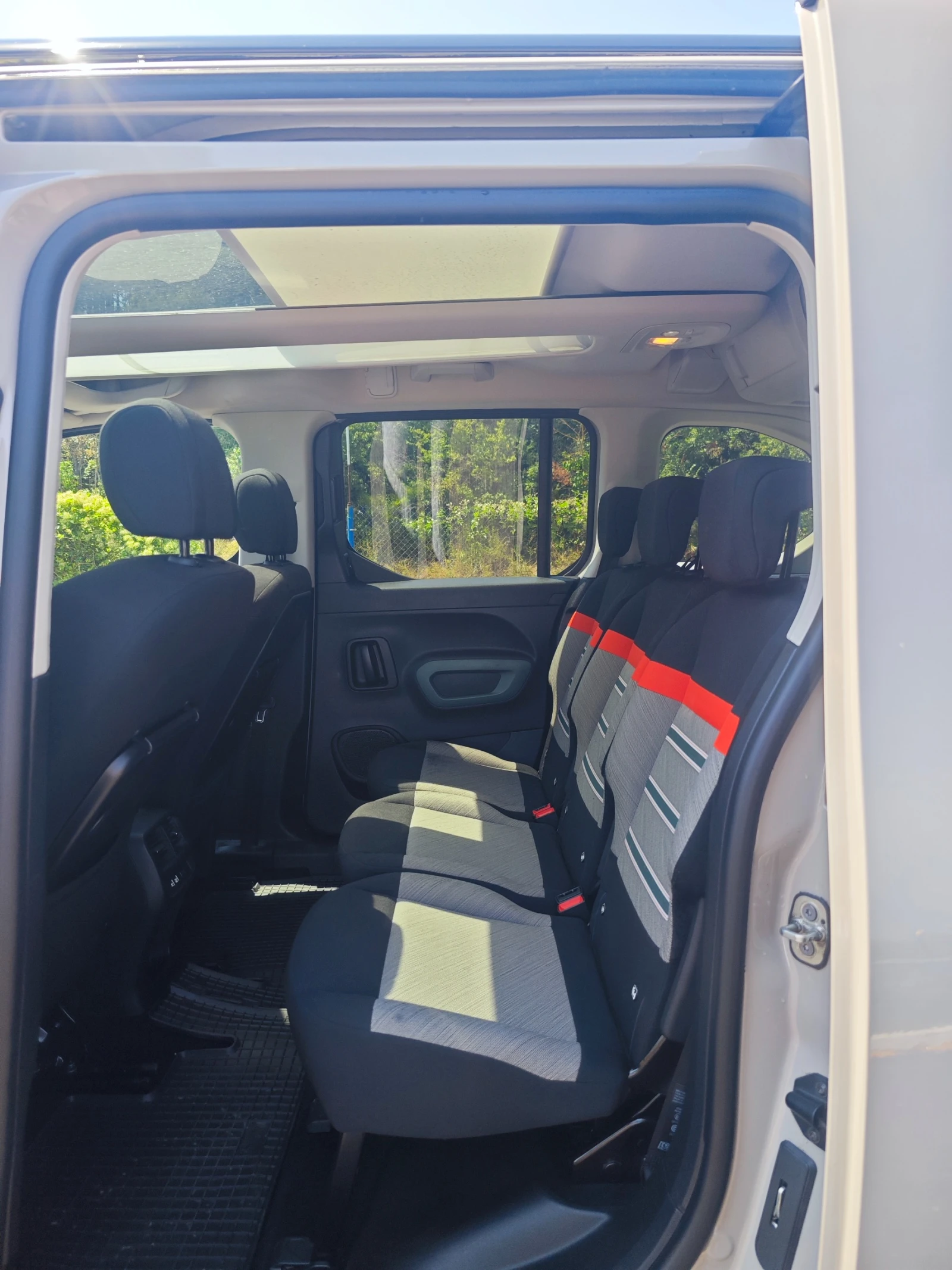 Citroen Berlingo, снимка 8 - Автомобили и джипове - 55572877