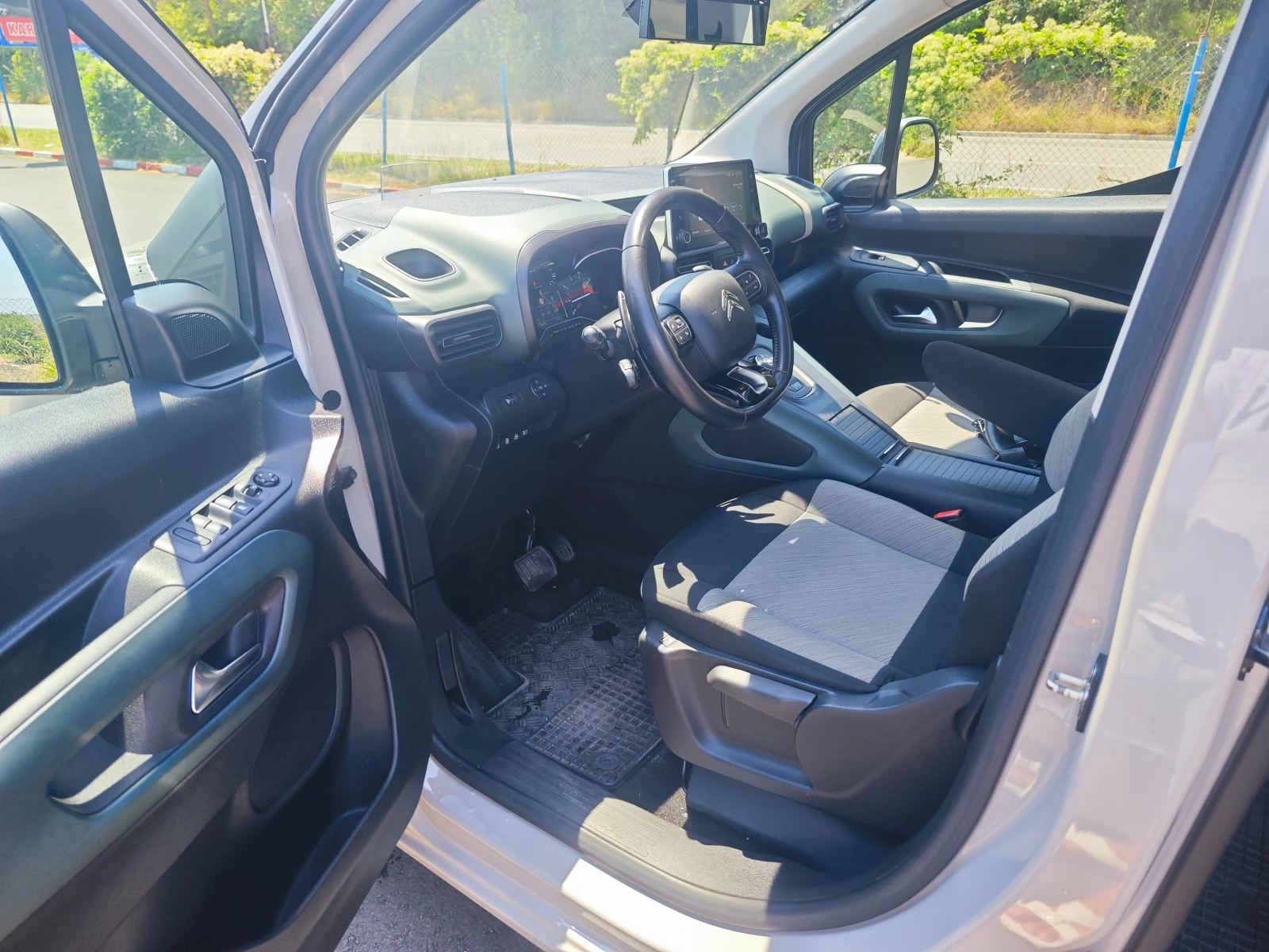 Citroen Berlingo, снимка 9 - Автомобили и джипове - 55572877