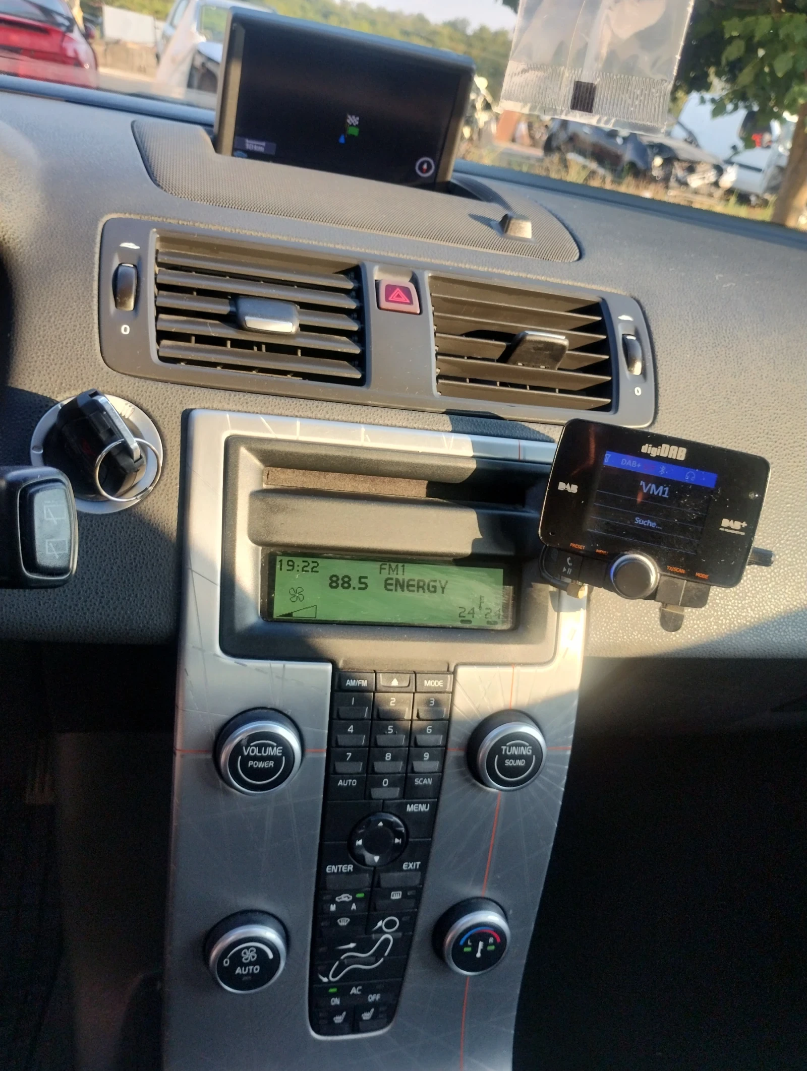 Volvo V50 2.5T 4x4 6 скорости, снимка 8 - Автомобили и джипове - 55578423