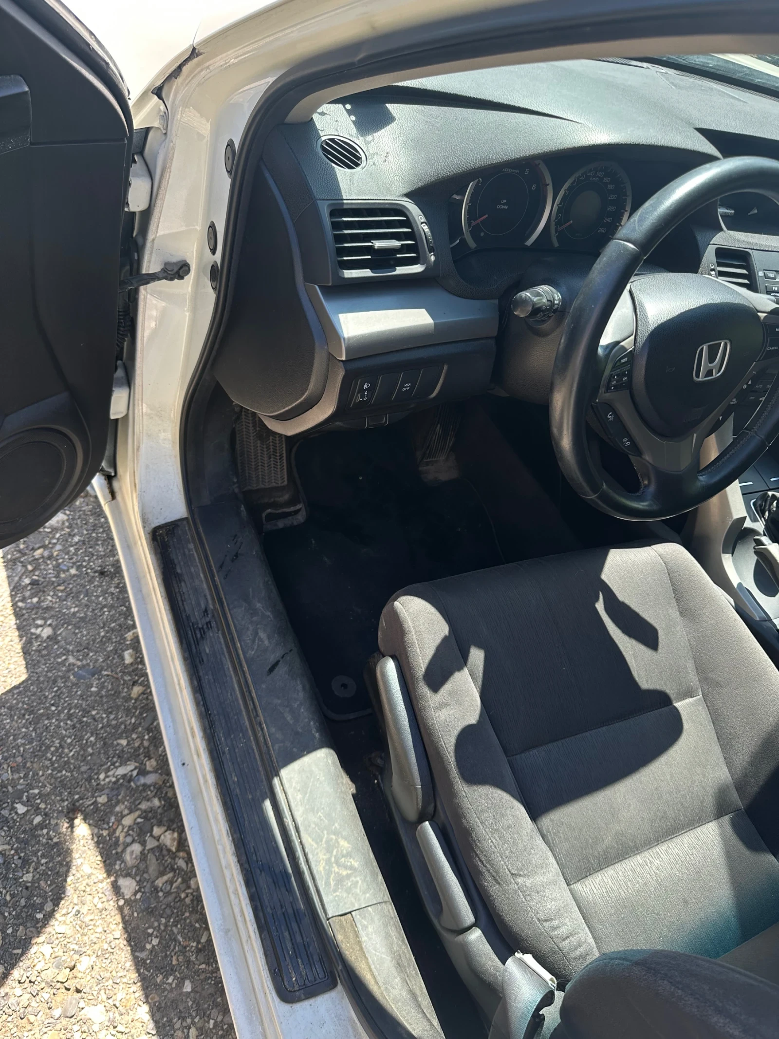 Honda Accord 2.2 , снимка 8 - Автомобили и джипове - 55769588