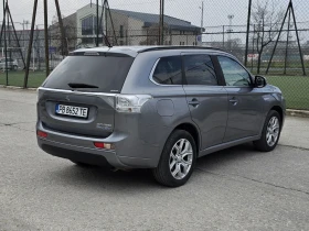 Mitsubishi Outlander PLUG-IN HYBRID 4x4, снимка 5