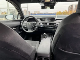 Lexus UX 300e, снимка 8