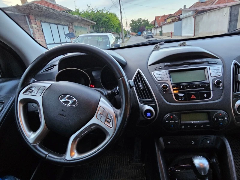 Hyundai IX35, снимка 7 - Автомобили и джипове - 47007740