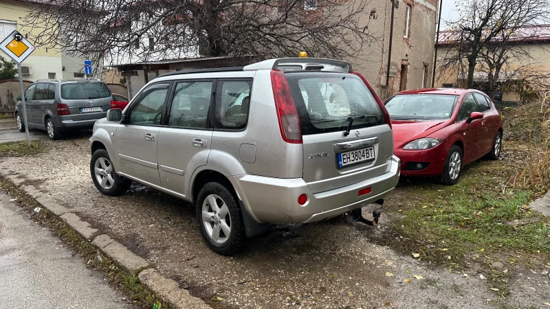 Nissan X-trail 2.2dci, снимка 4 - Автомобили и джипове - 48158124