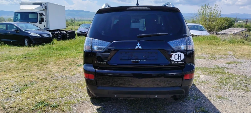 Mitsubishi Outlander 2.4i-170к.с, снимка 6 - Автомобили и джипове - 50191962