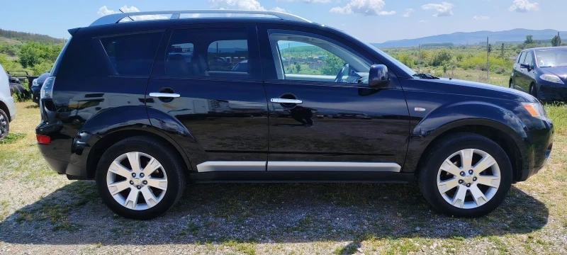 Mitsubishi Outlander 2.4i-170к.с, снимка 4 - Автомобили и джипове - 50191962
