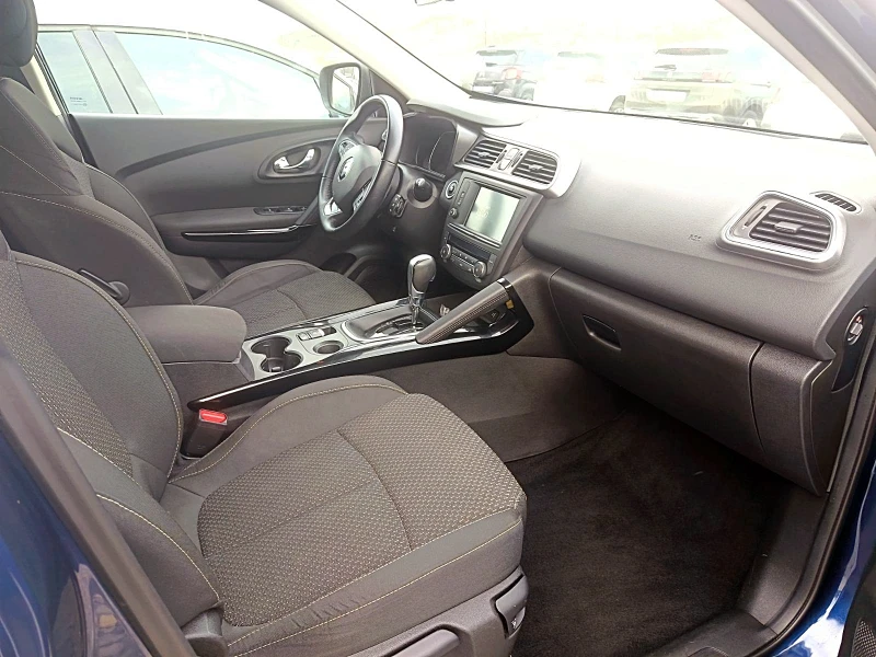 Renault Kadjar AUTOMATIC, снимка 9 - Автомобили и джипове - 51844074