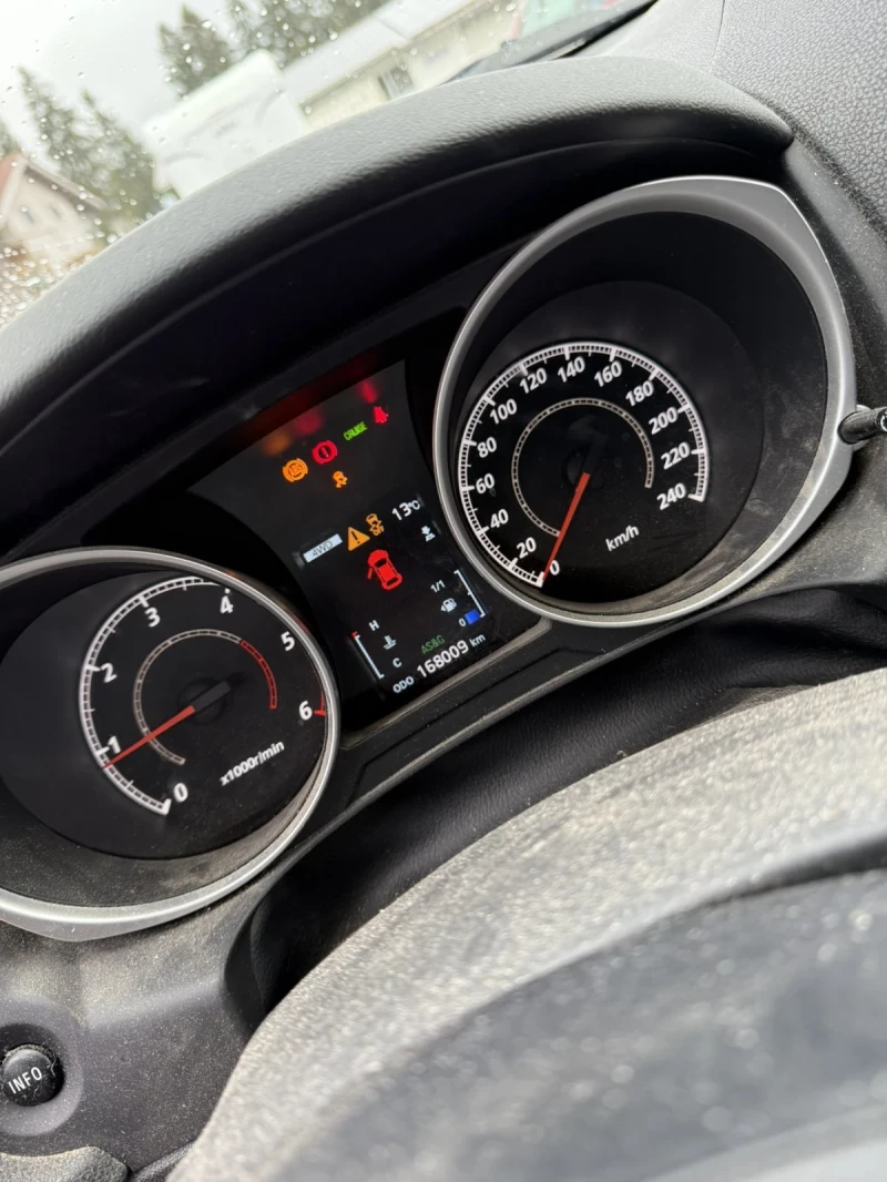 Mitsubishi ASX, снимка 5 - Автомобили и джипове - 51989628