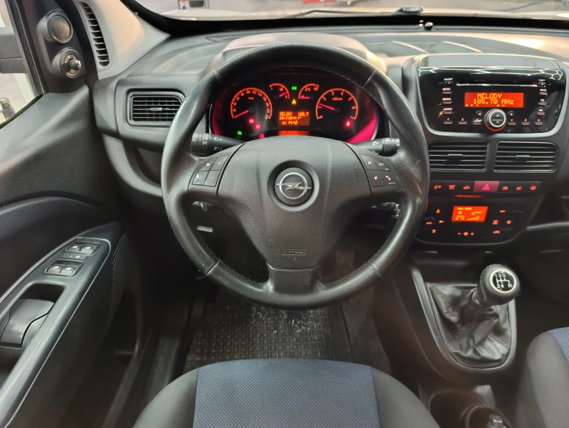 Opel Campo 1.4i Enjoy L1H2, снимка 15 - Автомобили и джипове - 52844821