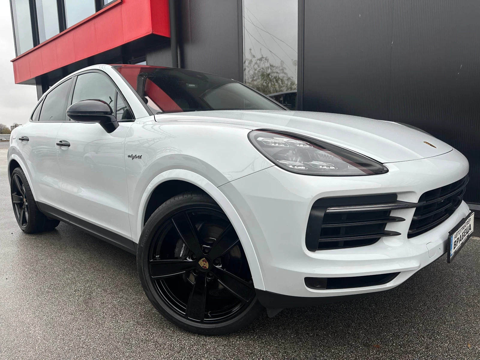 Porsche Cayenne Coupe* E-Hybrid* Matrix* Head Up* Distr* Panor* Ka - изображение 3