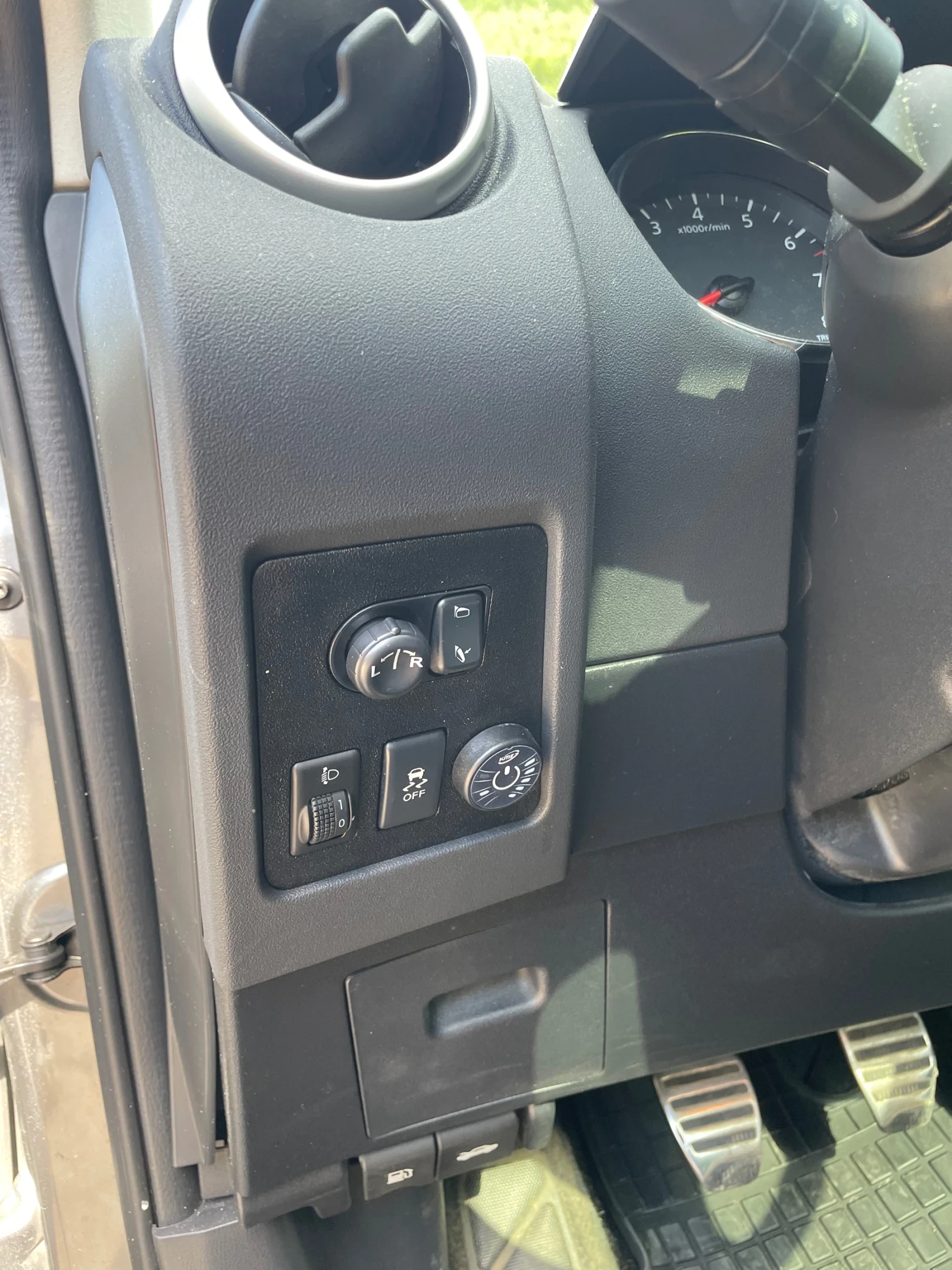 Nissan Qashqai 2.0 i - изображение 9
