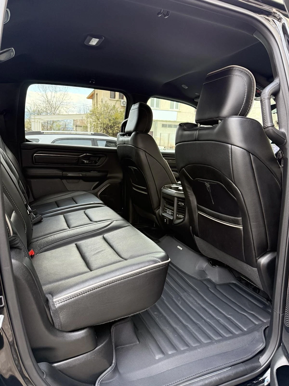 Dodge Ram 1500 hemi night edition  - изображение 9