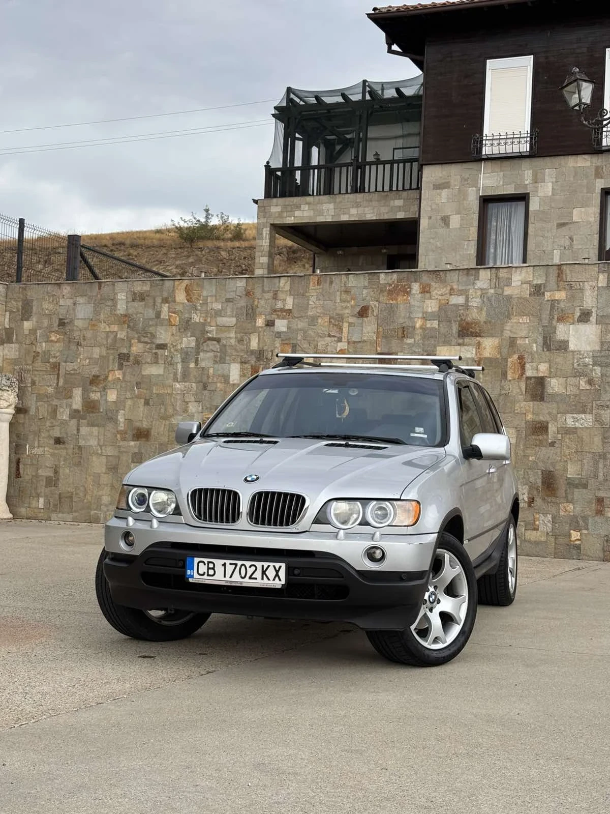 BMW X5 4.4i - изображение 4