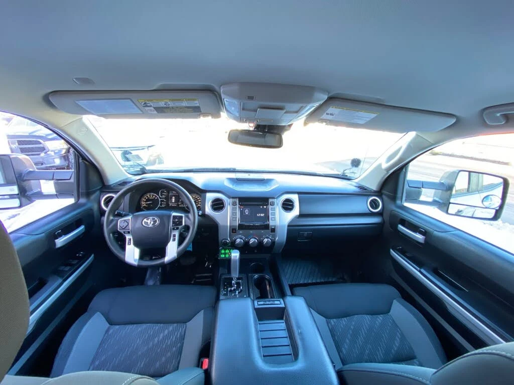 Toyota Tundra SR5 CAM* KEYLESS* ПОДГРЕВ* LANE ASSIST*  - изображение 5