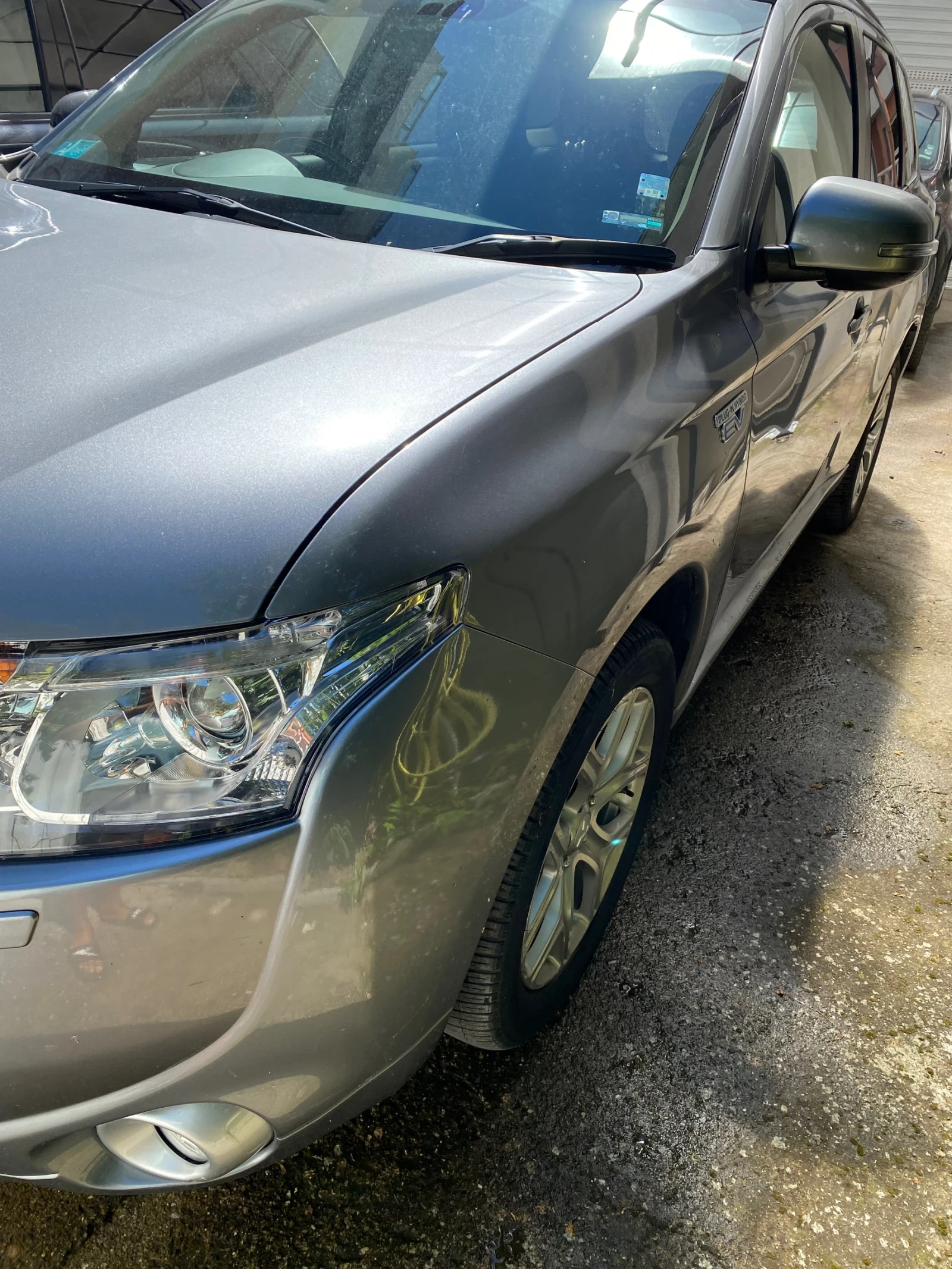 Mitsubishi Outlander Хибрид  - изображение 3