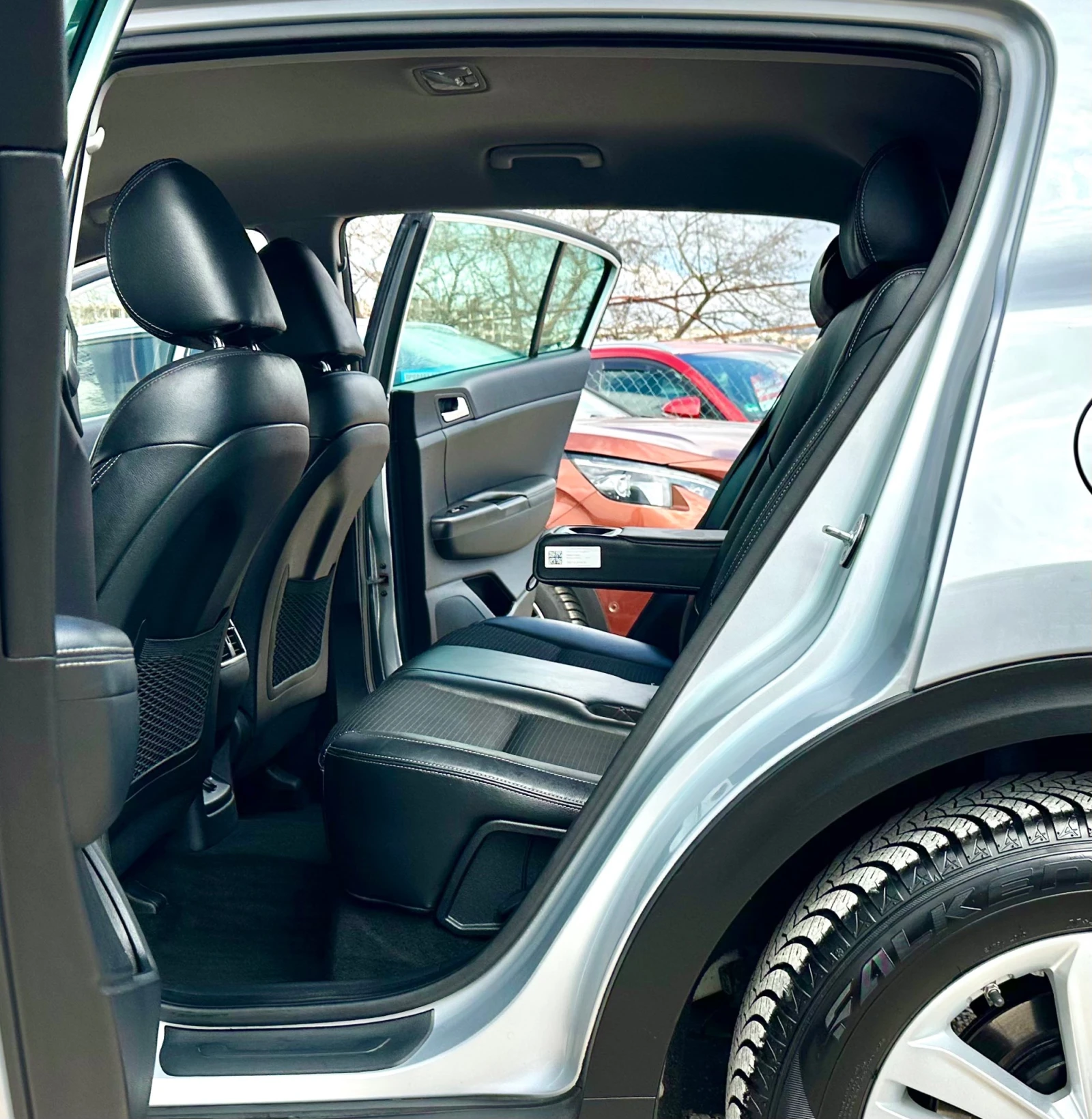 Kia Sportage 2.0CRDI 136HP AWD | Mobile.bg � ����������� 12