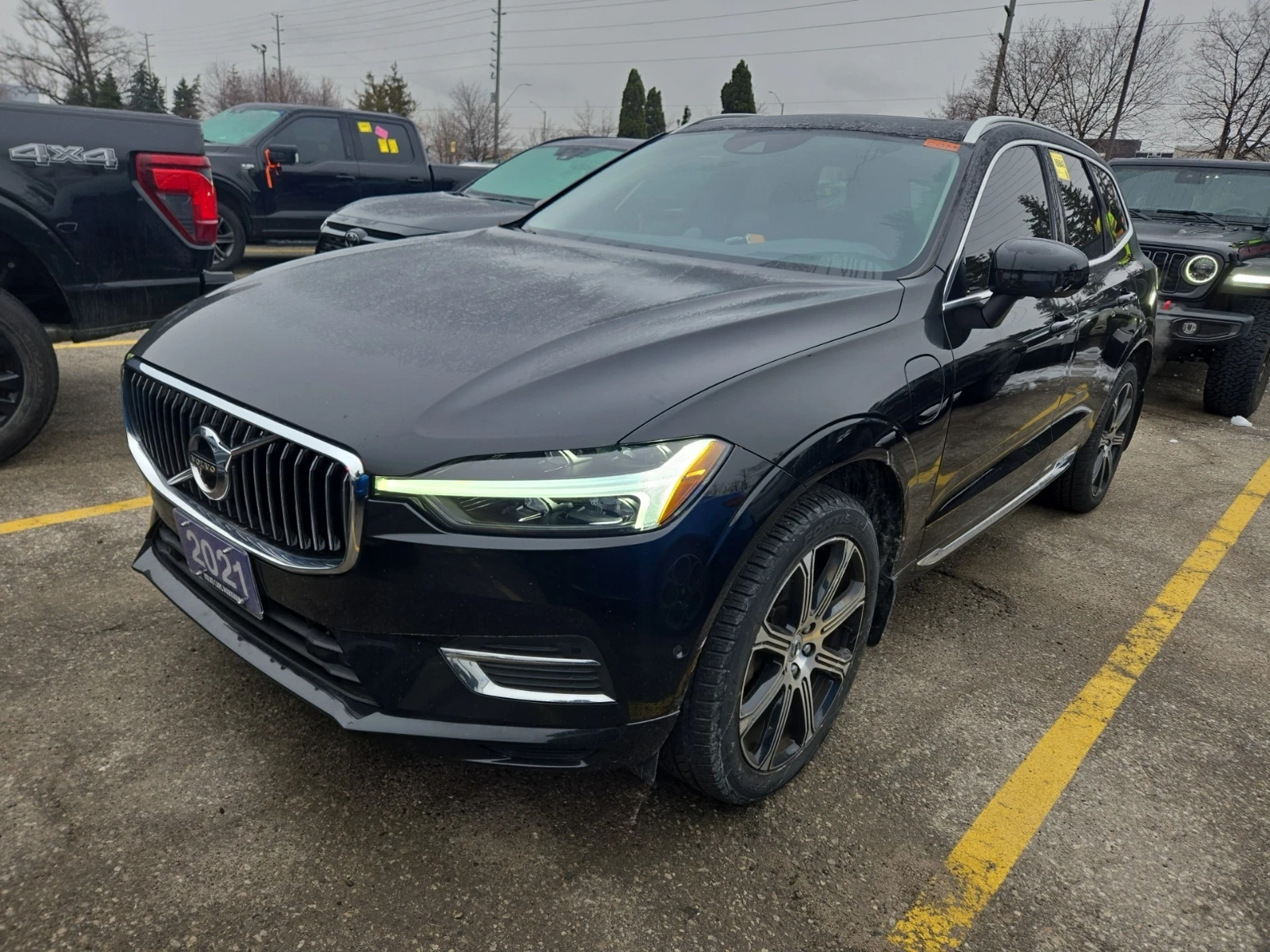 Volvo XC60 INSCRIPTION* 360view* Pano* Подгрев* Обдухване* B&