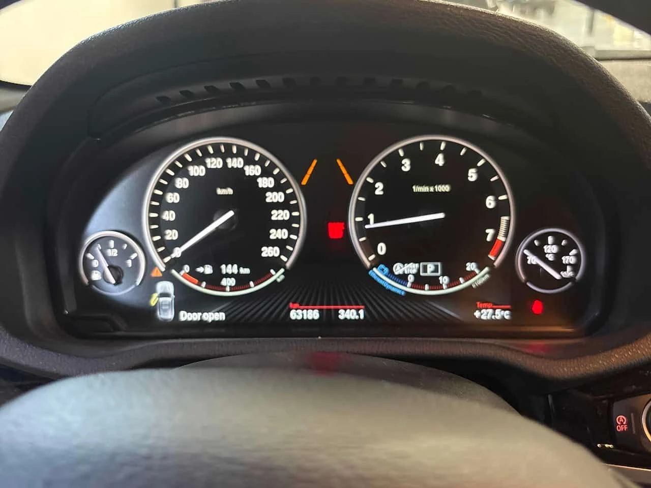BMW X3  xDrive28i| HEAD-UP| PANO| HARMAN KARDON| , снимка 8 - Автомобили и джипове - 54699372
