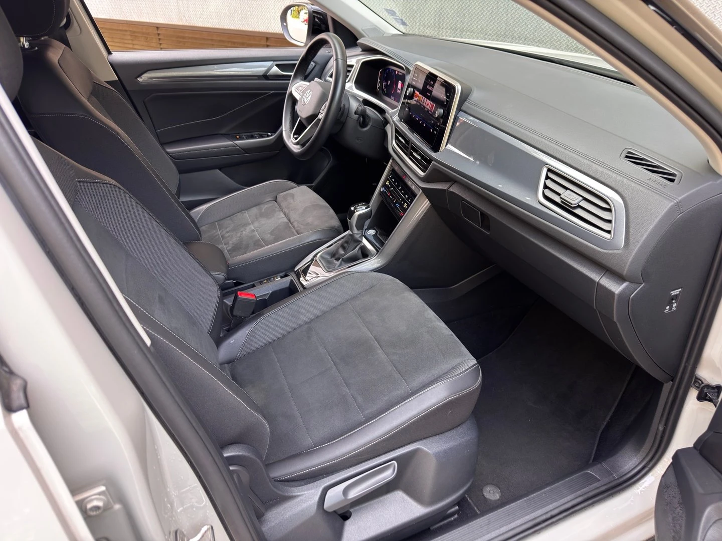 VW T-Roc | Mobile.bg � ����������� 8