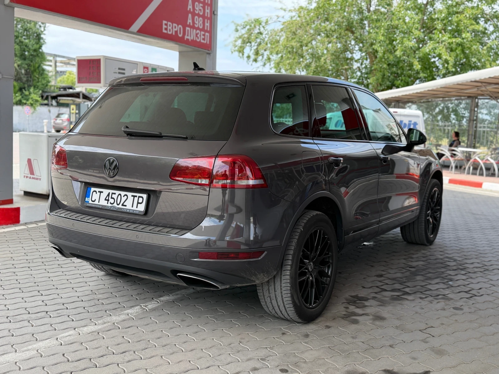VW Touareg 3.0TDI, снимка 7 - Автомобили и джипове - 54933477