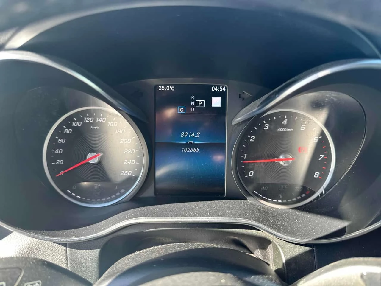Mercedes-Benz GLC 300 ПОДГРЕВИ * ПАНО * KEYLESS * CARFAX, снимка 8 - Автомобили и джипове - 54976641