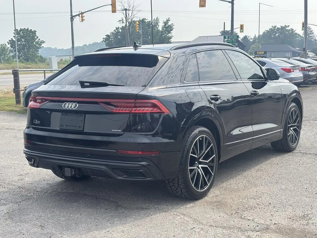 Audi Q8 TECHNIK* MATRIX* DIS* HUD* B&O* ОБДУХ* КРАЙНА ЦЕНА, снимка 6 - Автомобили и джипове - 55328653