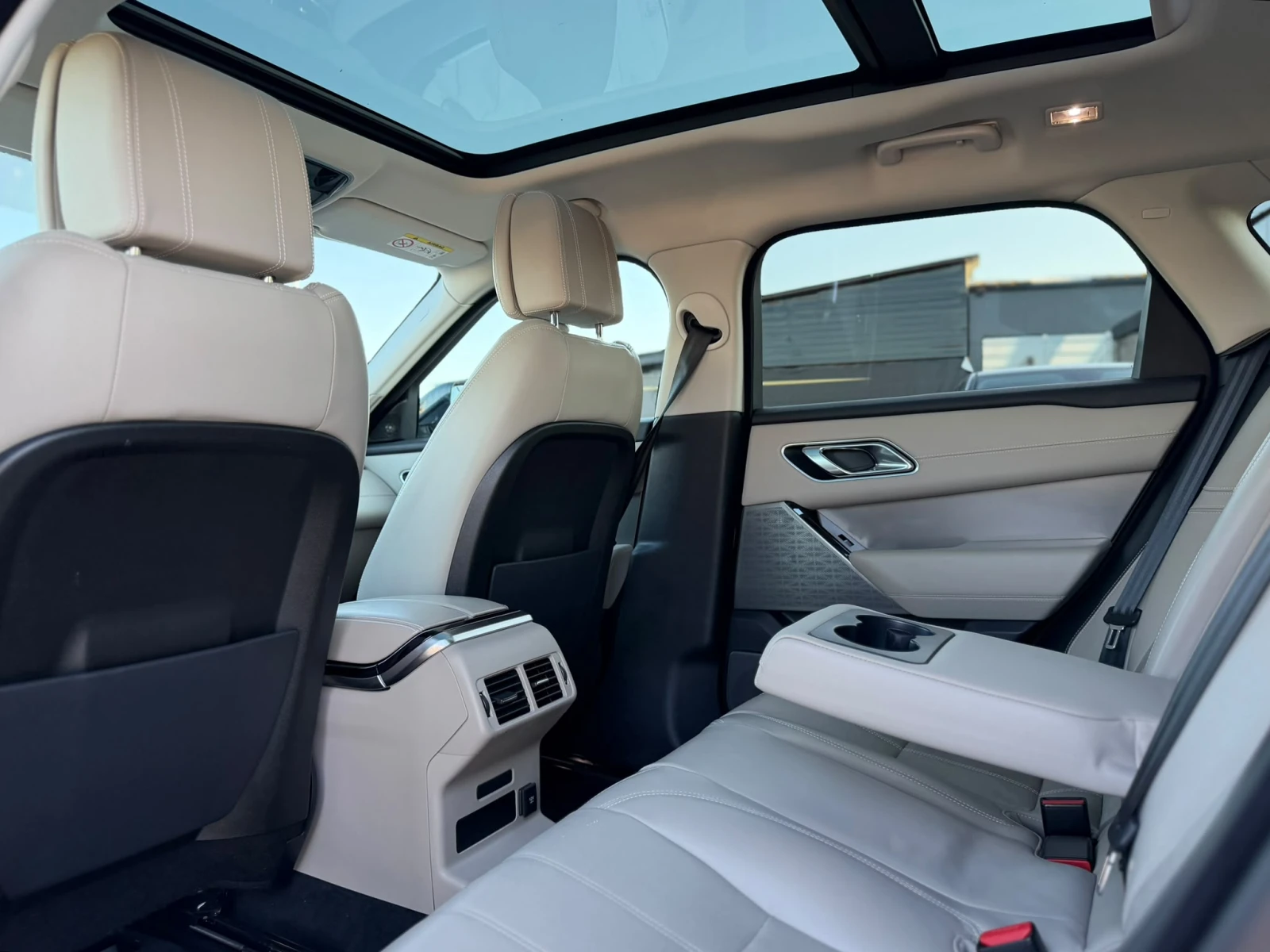 Land Rover Range Rover Velar / 301HP / TURBO / PANO / ����� / FULL / | Mobile.bg � ����������� 10