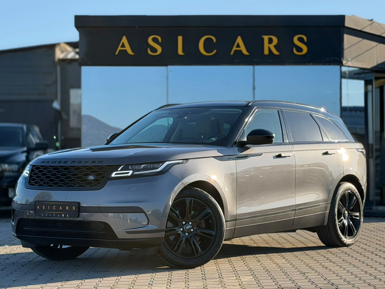 Land Rover Range Rover Velar / 301HP / TURBO / PANO / МАСАЖ / FULL /