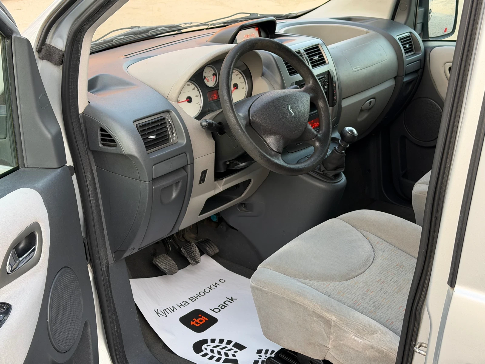 Peugeot Expert 2.0HDi 120кс * 8+ 1* * Италия* * Климатроник*  - изображение 9