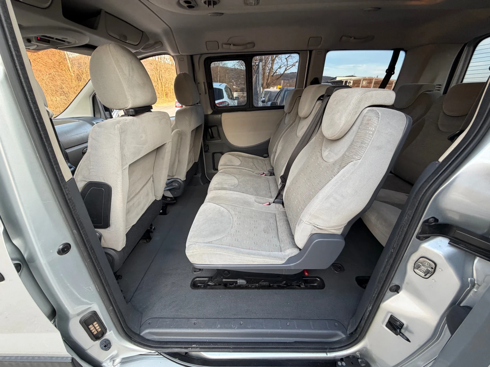 Peugeot Expert 2.0HDi 120кс * 8+ 1* * Италия* * Климатроник* , снимка 14 - Бусове и автобуси - 53779413