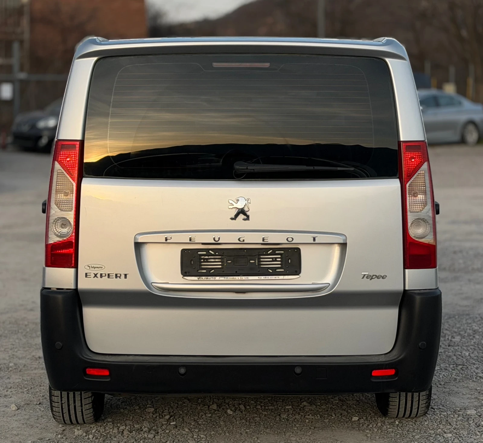 Peugeot Expert 2.0HDi 120кс * 8+ 1* * Италия* * Климатроник*  - изображение 5