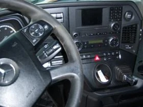 Mercedes-Benz Actros MP4 EV6 MEGA, снимка 9