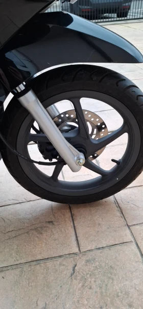 Honda Vision Скутер , снимка 8