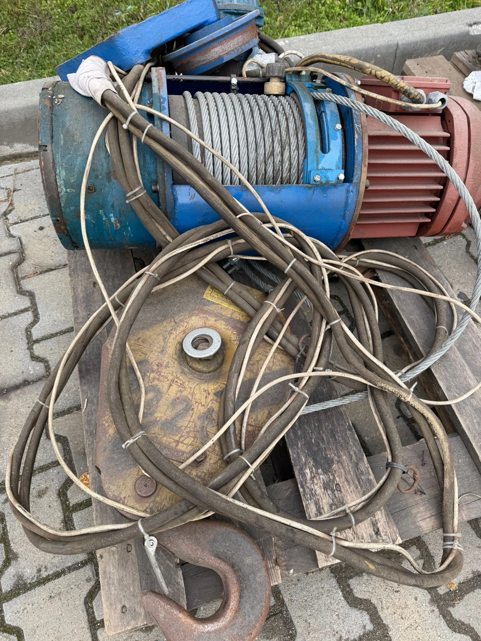 Допълнително оборудване Друг вид Телфери  - изображение 3