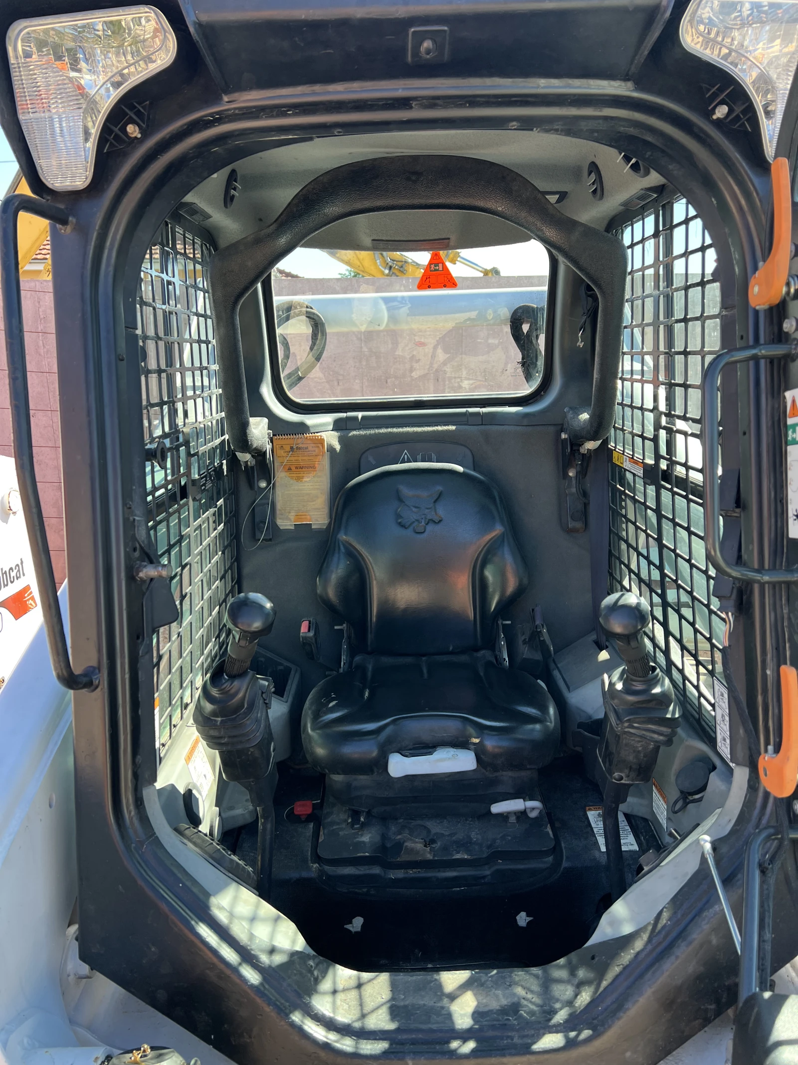 Мини челни товарачи Bobcat S650, снимка 12 - Индустриална техника - 56362309