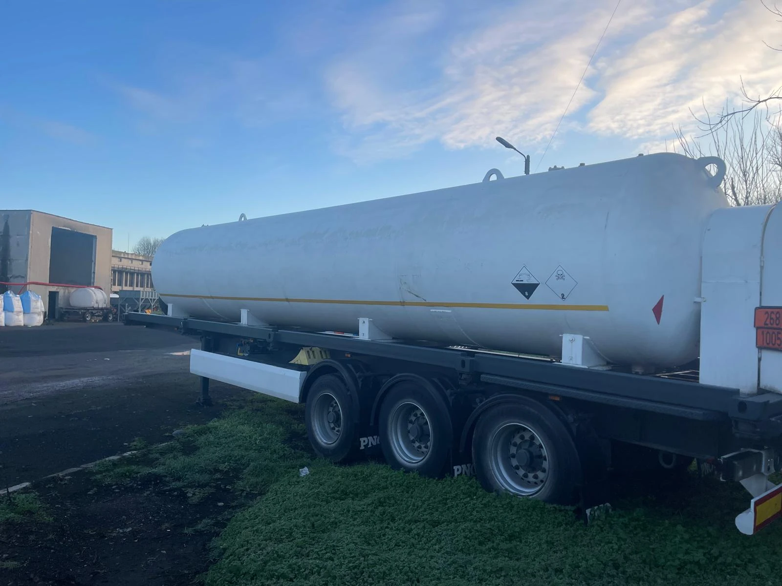 �� ������ KRONE SD | Mobile.bg � ����������� 1