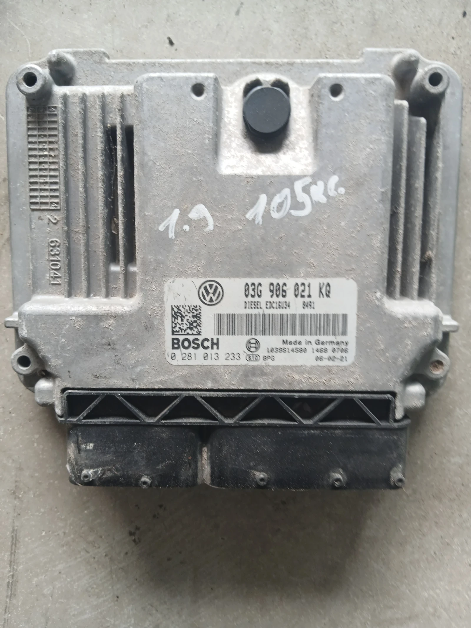 03G 906 021 KQ Компютър VW Golf 5